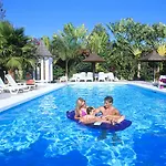 San Valentin & Terraflor Park プラヤ・デル・イングレス