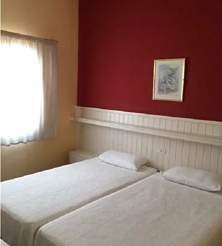 San Valentin & Terraflor Park 普拉亚戴尔雷安格莱斯